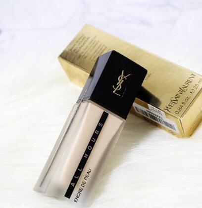 适合油肌6款粉底液推荐，控油耐汗超持妆，毛孔瑕疵一抹隐形